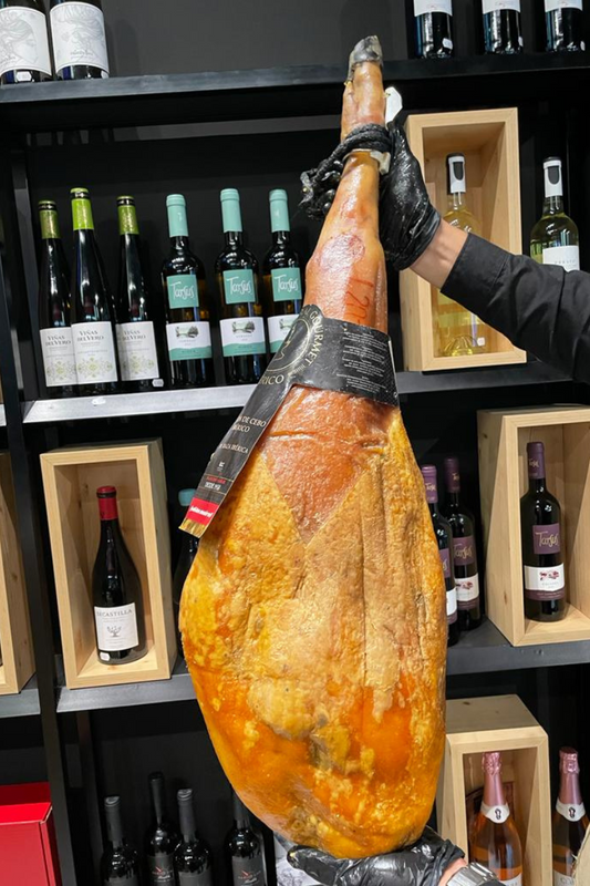 Jamón Ibérico 50% Cebo - Julián Mairal 7 kg. a 8 kg y 8kg. a 9 kg.